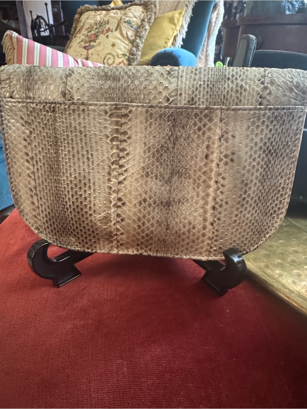 Genuine Snake-skin  Clutch in Neutral Taupe - Picture 3 of 5